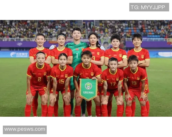 中国足球四大球星风采探析:从辉煌到挑战的历程与未来展望 中国足球四大球星风采探析:从辉煌到挑战的历程与未来展望